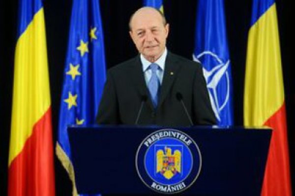 SONDAJ CSCI: Majoritatea românilor, în dezacord total cu intenţia lui Băsescu de a retrimite Parlamentului bugetul pe 2014